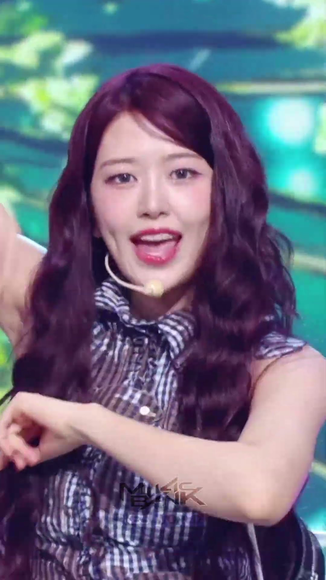 REBEL HEART - IVE #REBELHEART #IVE #アイヴ #아이브 #Shorts #MusicBank | KBS WORLD TV