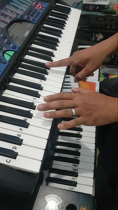 Easy way to learn keyboard chords for beginners #easywaytolearnkeyboard #learnpianokeyboard #shorts