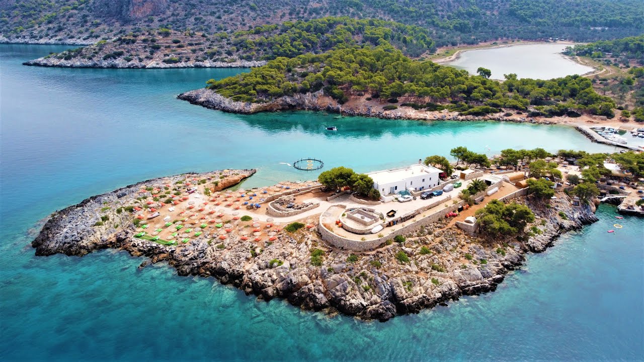 Το απόλυτο γαλάζιο στο εξωτικό Αγκίστρι