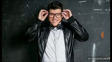 Thumbnail of É Natural - Ferrugem e Bruno Cardoso (Sorriso maroto)