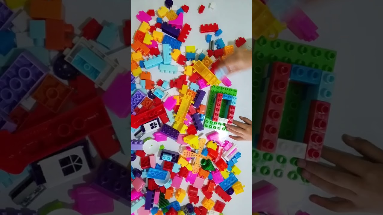 “Hi kids! Today I’m opening a brand new LEGO set. Let’s go!”Lego Safina shov