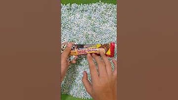 Thumbnail of jajan snack beng-beng wafer caramel #huntingjajan #chocolate #jajananseru