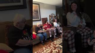 By far the best Christmas 🤣 #grandma #prank #christmas #siblings #family #twinmommy #grandparents