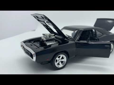 スナップオン 1970 DODGE CHARGER R/T ジオラマ付きミニカー Amazon | 1:24 F&F DOM'S 1970 DODGE CHARANGER R/T w/DOM