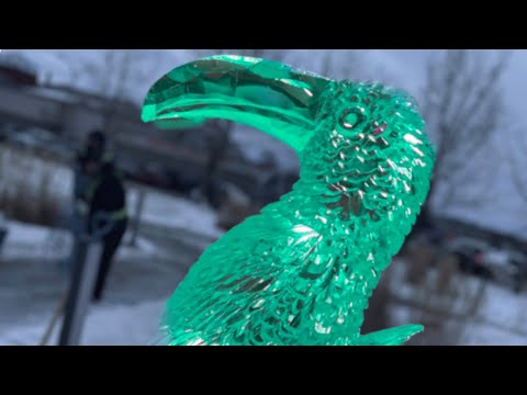 Toucan Sam in ICE - 2 Hr Speed Ice Carve time-lapse  - ICE carving bird