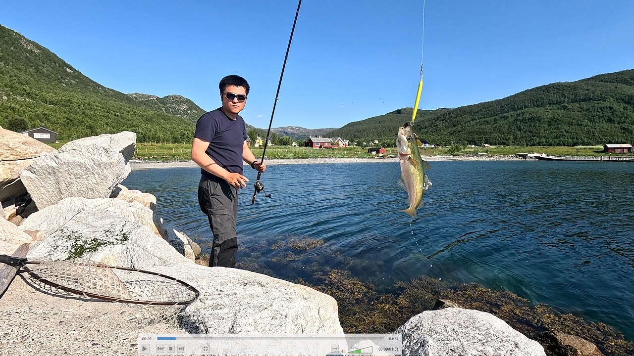 《烟熏三文鱼：从入门到有点精通》丨找鱼 钓鱼 腌制 自制烟熏器 冷熏