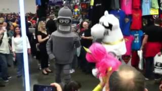 Bender Futurama dance mooooves