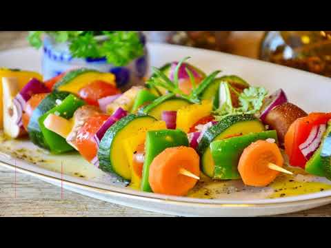 Raw Food Diet Benefits and Risks/Benefits and Risks of Raw Foods