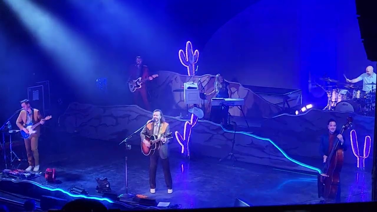 Lord Huron La Belle Fleur Sauvage (Live in Winnipeg, 11/08/22) YouTube