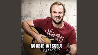 Video thumbnail of "Robbie Wessels - Ons Huil Nie"