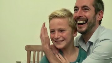 話題の出演子役、演技テストでミヒャエル・ハネケ『ピアニスト』の1シーンを／映画『ジュリアン』メイキング映像