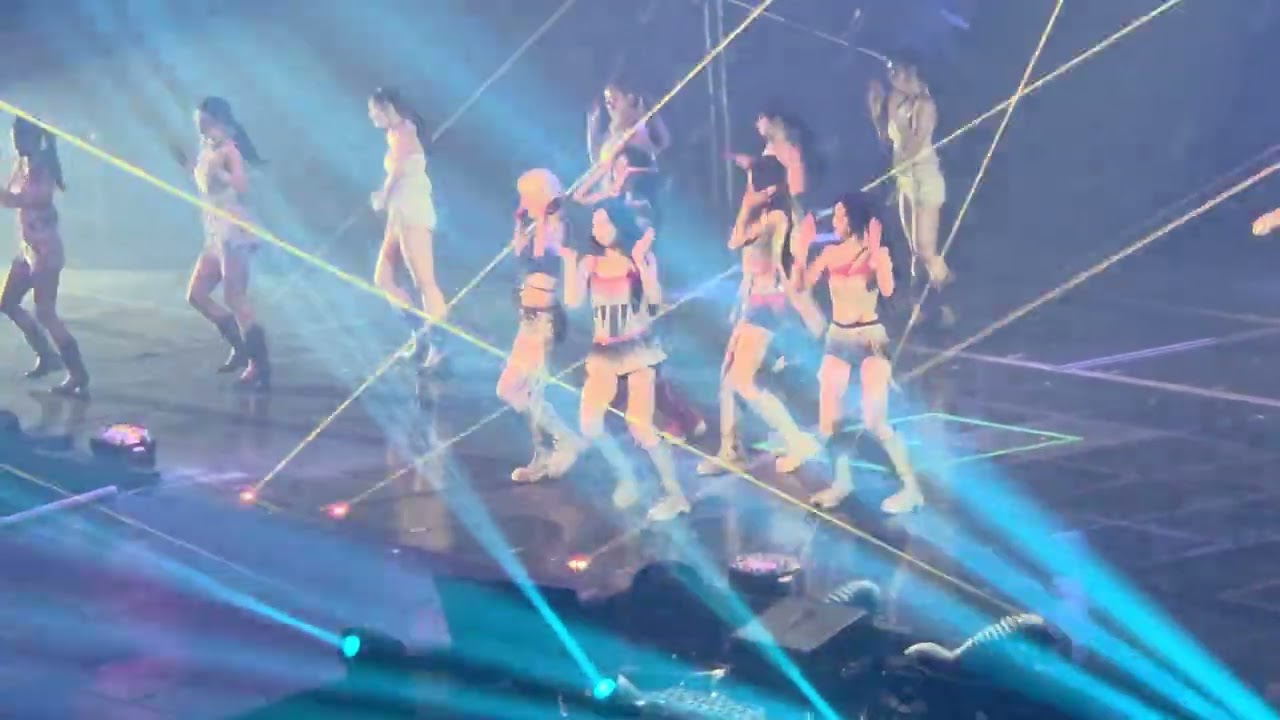 ITZY The 3rd World Tour Tunnel Vision #Seoul #20260213 #NotShy #Loco