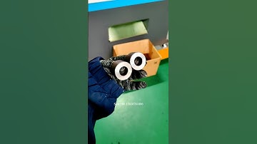 Automatic chamfering and deburring machine