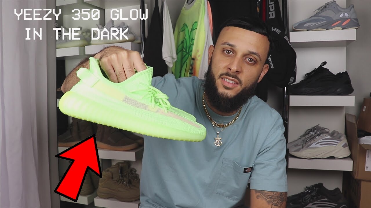 yeezy 350 glow outfit