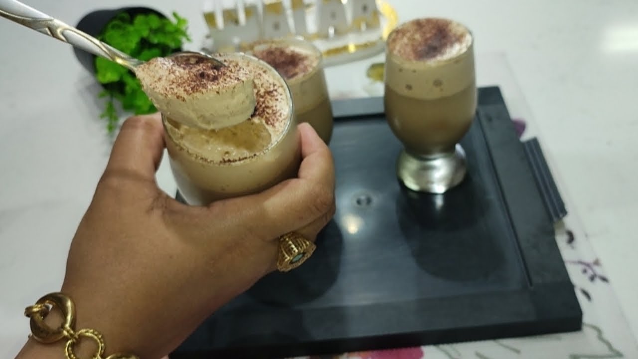 لعشاق القهوة ☕ حلى فخمه بدوب فى البوق بمكونات سهله وبسيطة وسريعه تعدل المزاج آكواب القهوة 