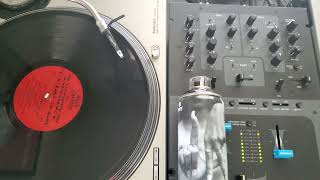 Download Lagu Artie The 1 Man Party \u0026 Mike Flores - Yo No Bailo Con Juana - Musik Faktory 1997 Classic Hard House MP3