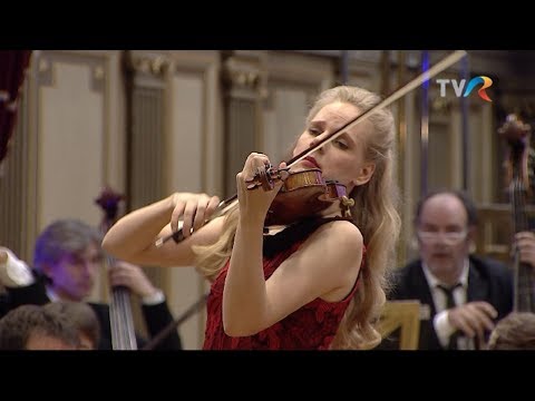 C.Saint-Saëns Violin Concerto No.3 - Simone Lamsma - François-Xavier Roth - Les Siècles