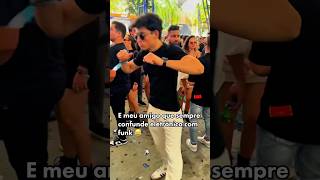 Tem algum amigo assim?? 🤣