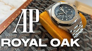 Footage in the AP store buying the Royal Oak Offshore.