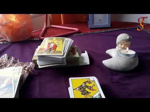 Videó: A Tarot Kártyák Kiválasztása és Vásárlása