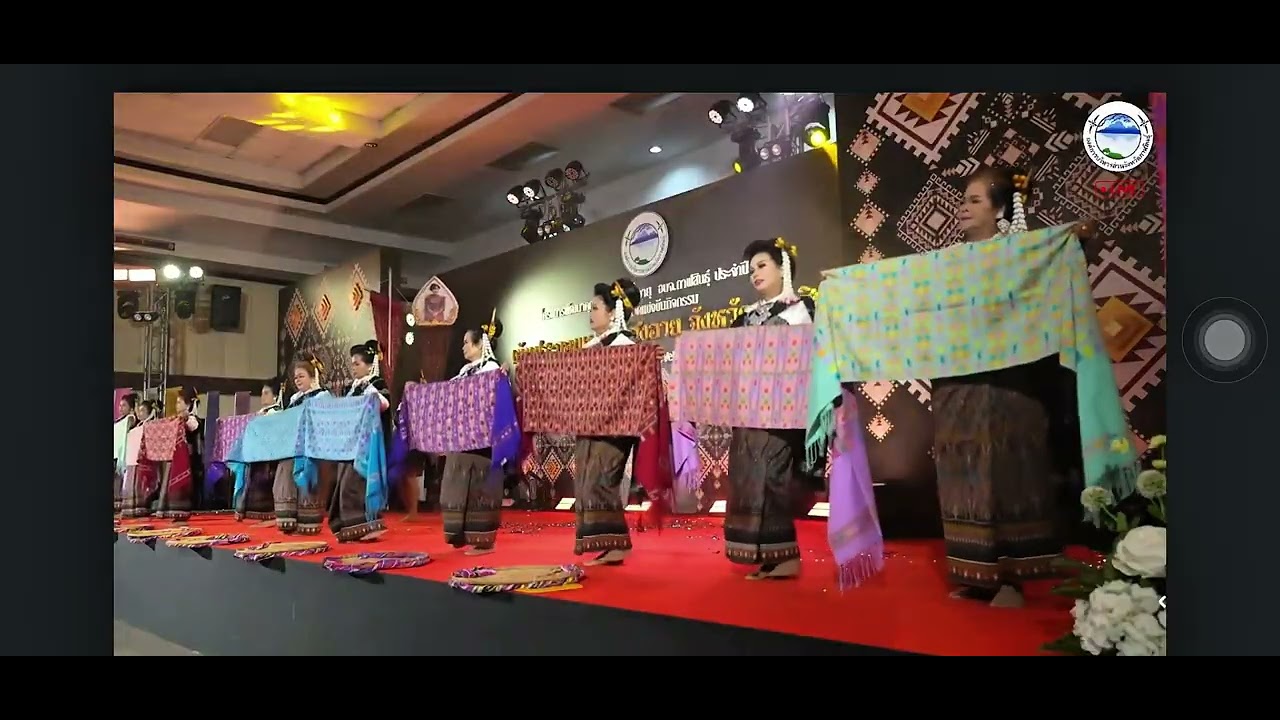 โรงเรียนผู้สูงอายุ เทศบาลตําบลภูปอ เข้าร่วมการประกวด เต้นประกอบเพลงผู้สูงอายุ อบจ.กาฬสินธุ์ 69  เต็ม