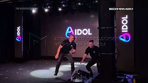 Russian humanoid robot collapses face first during showcase