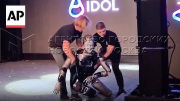 Russian humanoid robot collapses face first during stage showcase