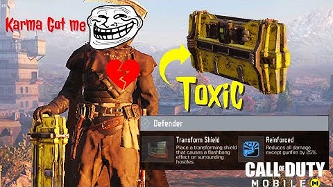 Trolling with Defender Class... Then Paying for it. Call of Duty Mobile Battle Royale Solo Vs Squads