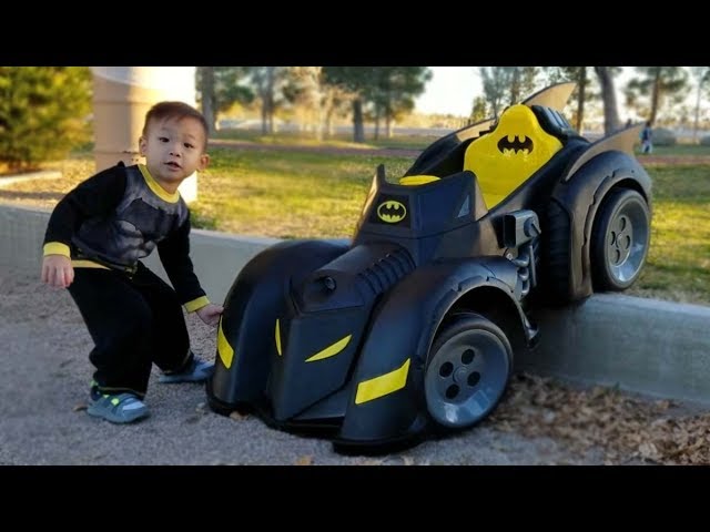 Unboxing BATMAN Power Wheels Ride On for Kids 6V Batmobile - YouTube