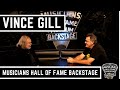 Capture de la vidéo Vince Gill Full Interview - Musicians Hall Of Fame Backstage