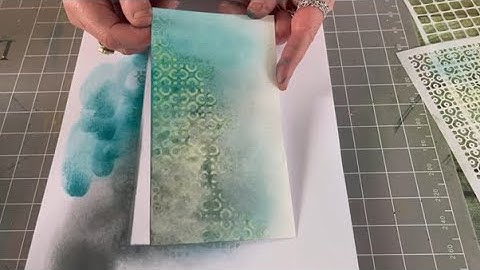Quick Crafts - a great technique to create a stunning distressed background  😍