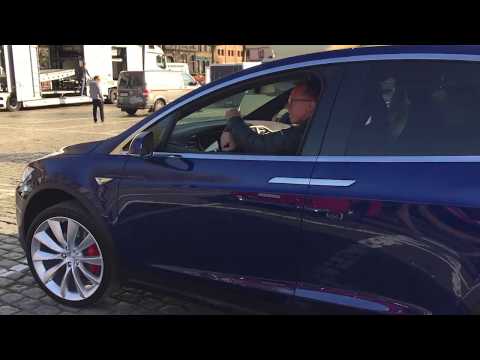 Verkeersschool Weber:tesla model