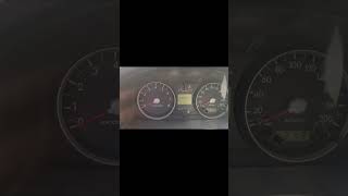 Araç Sinyal Lambası Neden Hızlı Hızlı Yanıp Söner ?