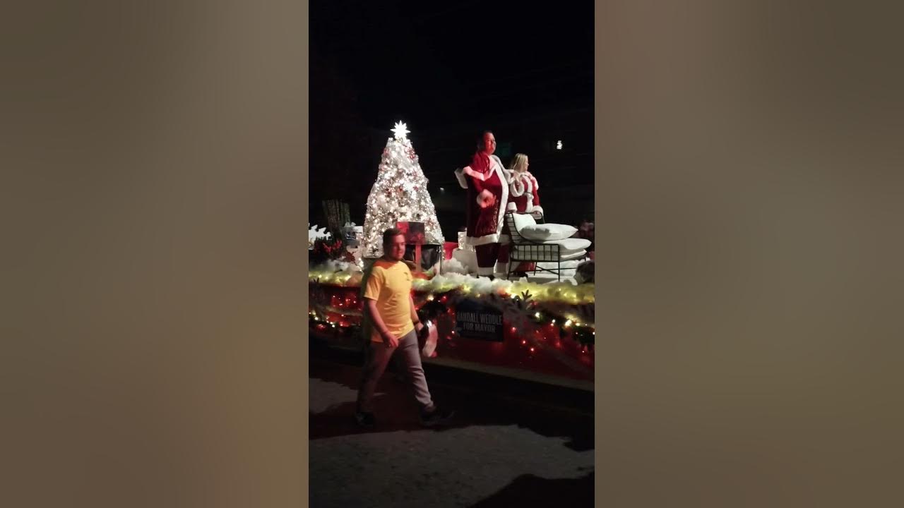 London KY Christmas parade 2021, Grinch, Santa and more YouTube