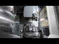 Haas UMC 750 SS 5-axis Heizblock high speed milling