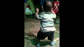 Download Lagu Anak kecil joget dangdut lucu banget MP3