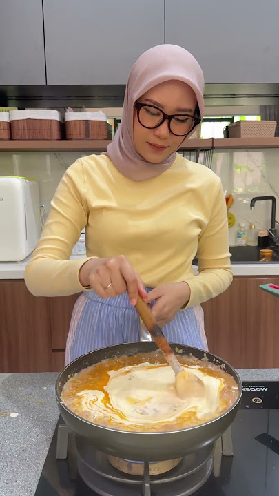tibatiba jualan dimsum😭🫵🏼