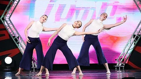 Hannah Campbell, Sophie Sulesky, and Ava Wease - T...