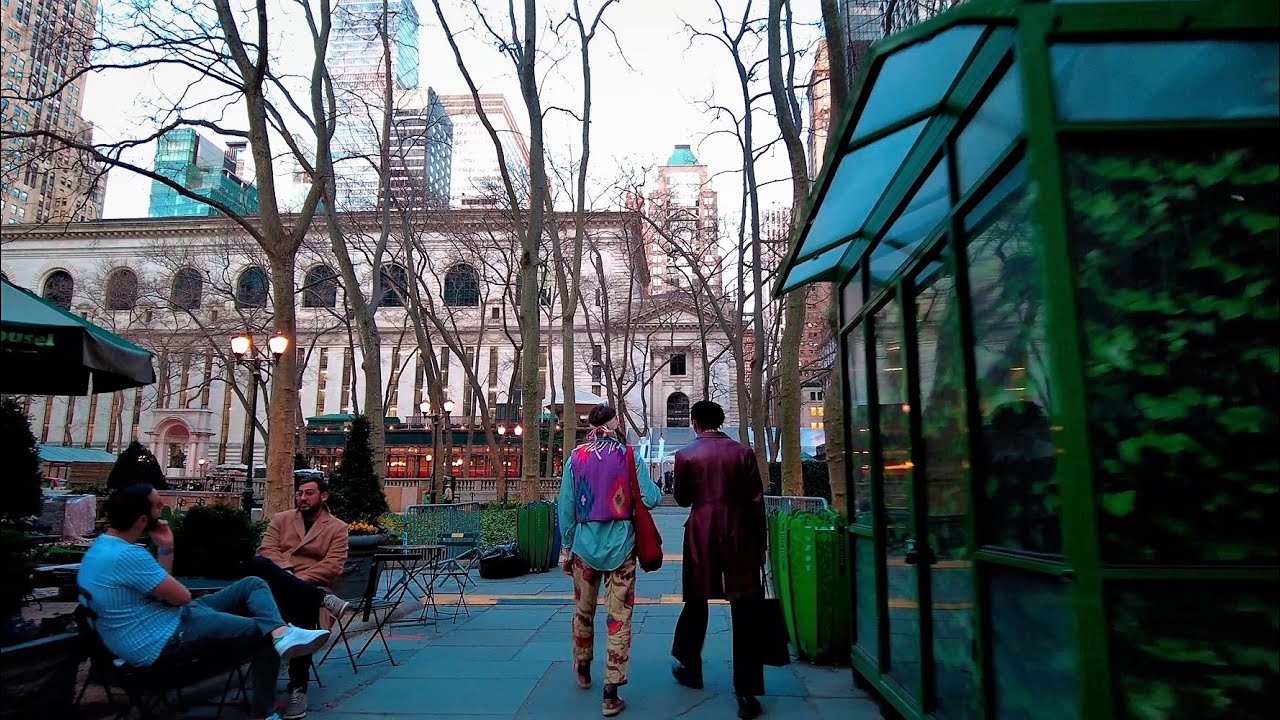 New Y❤rk Evening Walk - Bryant Park [4K]