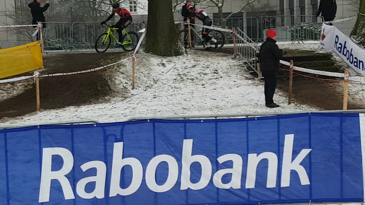 NK Veldrijden 2017 (masters 40+) - YouTube