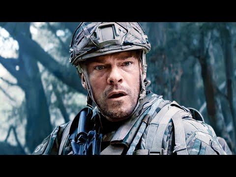 Alan Ritchson's Military Squad Awakens A Mech - War Machine Clip (2026)