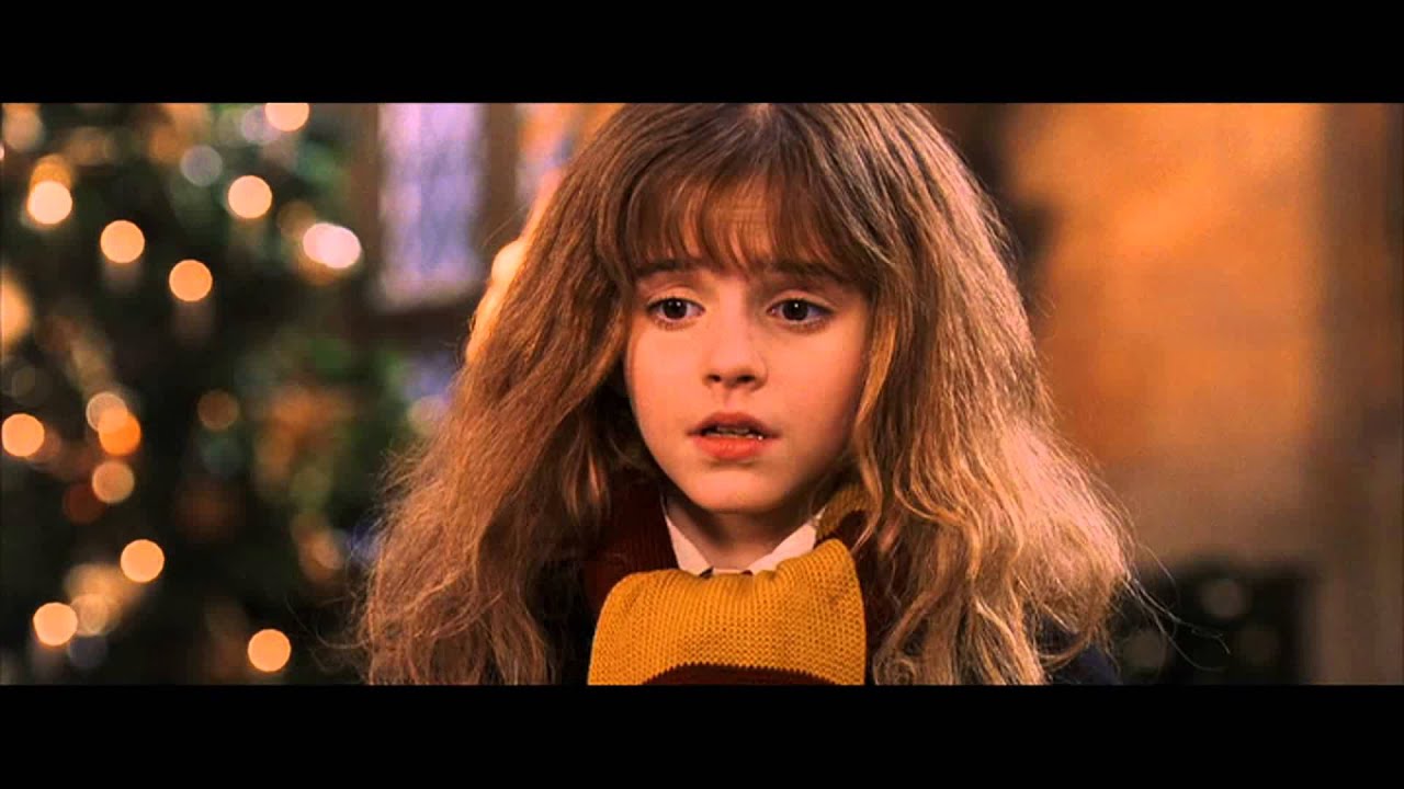 Ludendo - Poupée Hermione Granger Harry Potter Bal de Noël - Films et  séries - Rue du Commerce