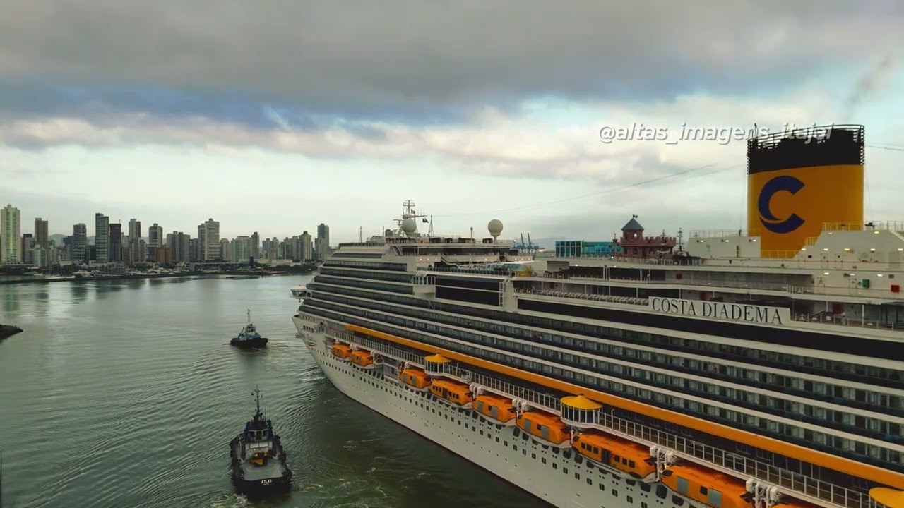 COSTA DIADEMA CHEGANDO PORTO DE ITAJAI @costacruzeiros @portodeitajai-autoridadepo3885 26/11/25