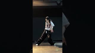 . 🕺 Smart Moves, Stunning Steps – Girl’s Dance Perfection 👏 #hiphopdance #foryou #youtubeshorts