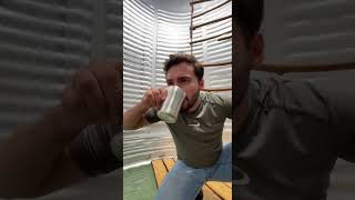 Entrei dentro de uma garrafa de monster zero açúcar gigan...