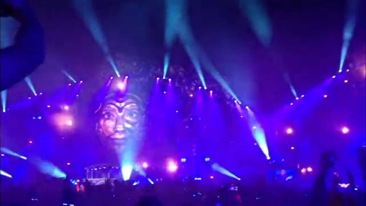Hardwell - Live at Tomorrowland 2014 - Coldplay - A Sky Full Of Stars (Hardwell Remix) Hardwell - Live at Tomorrowland 2014 - Coldplay - A Sky Full Of Stars (Hardwell Remix)