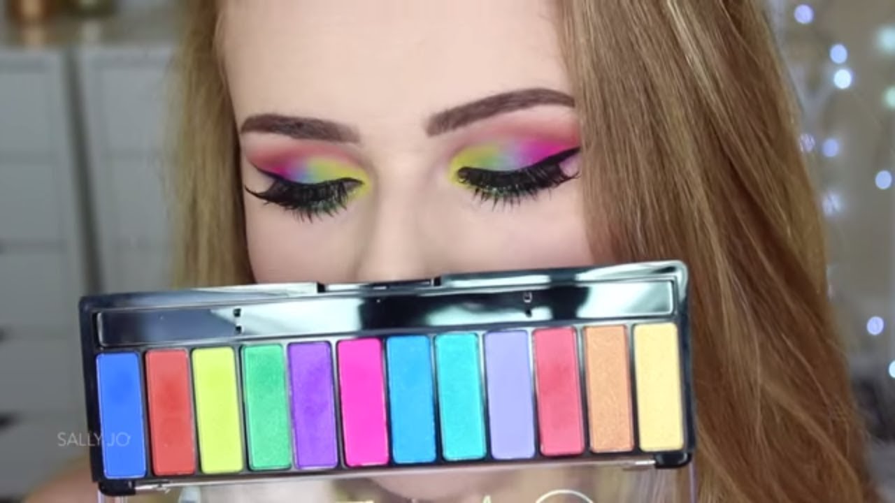 COLOURFUL MAKEUP TUTORIAL Rainbow Eyeshadow YouTube