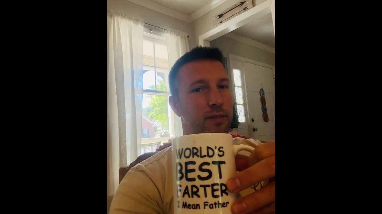 Coffee not cutting it? ☕ Move your body to boost energy & focus! 🏃‍♂️ What’s your workday hack?