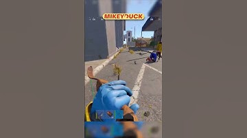 I XRAYED 😰 #mikeyduck #rust #shorts