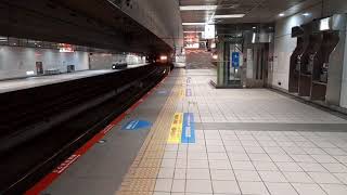 3248次EMU800(841+842)區間車進入鼓山站 2021.9.26